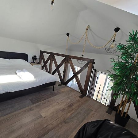 Esther Apartment Cozy Vacay Suite Сетубал Экстерьер фото