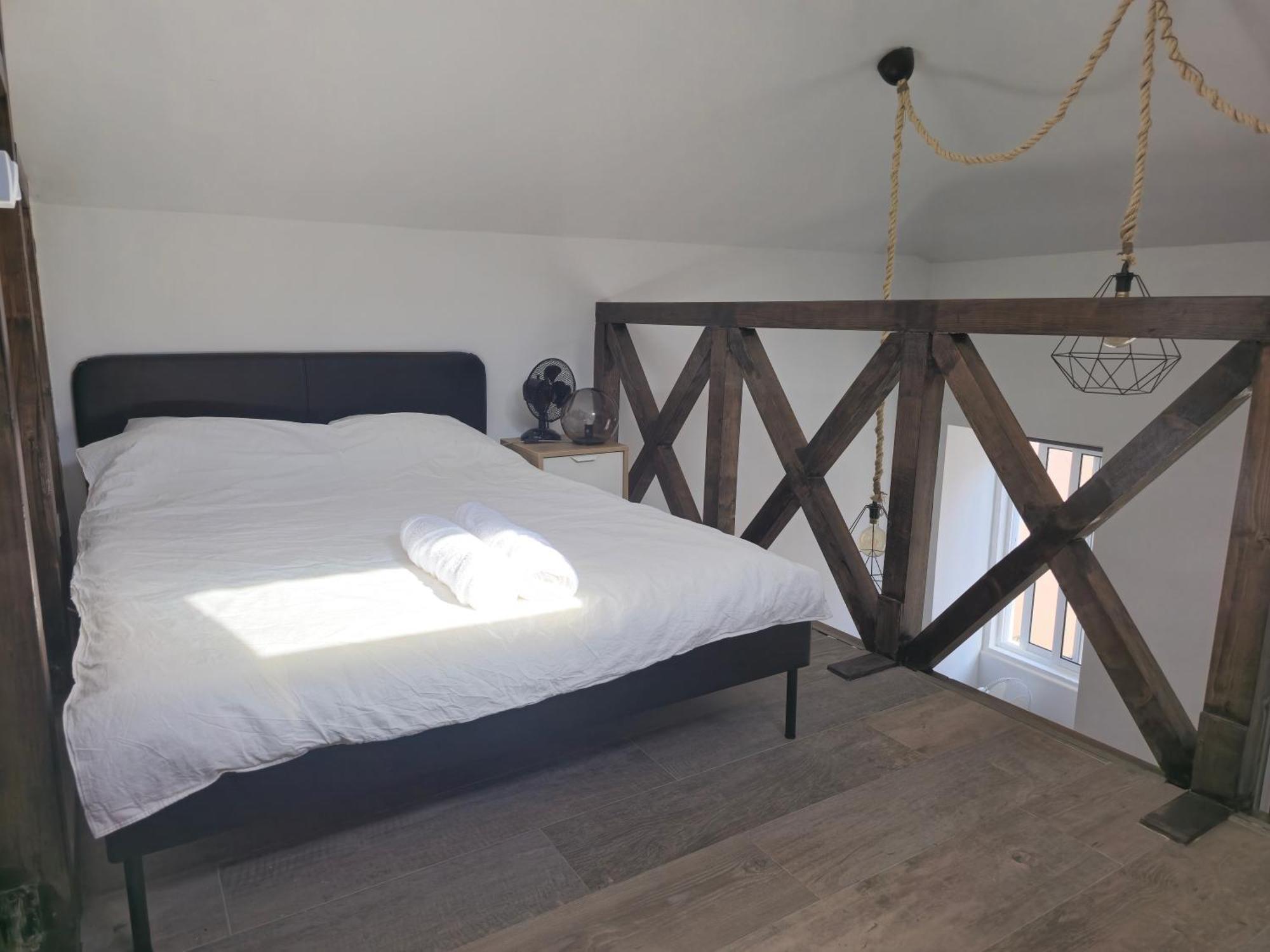 Esther Apartment Cozy Vacay Suite Сетубал Экстерьер фото